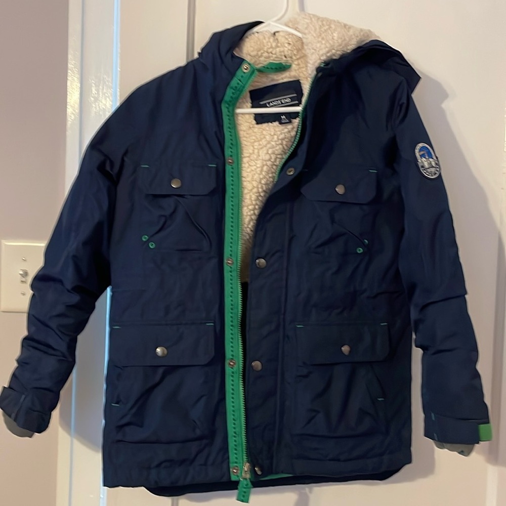 Lands End kids coat. Medium. Like new. Navy with green